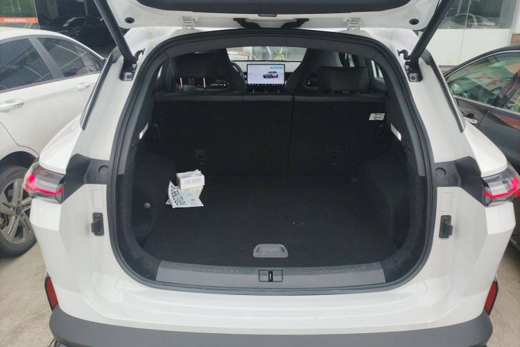 Used JETOUR Shanhai L6 2024 1.5TD DHT MAX