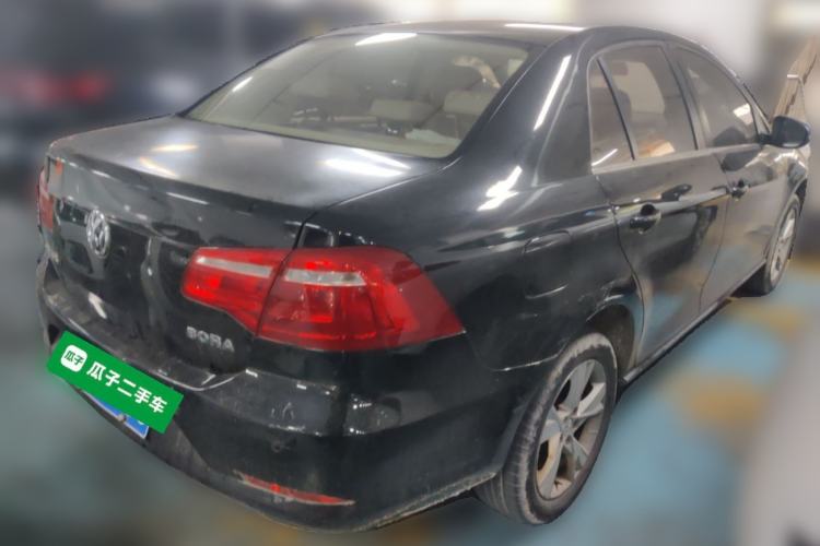 Used Volkswagen Bora 2013 1.6L Automatic Comfort Model Rear Right 45 Deg