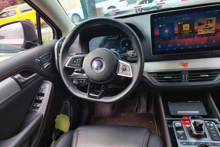 Used BYD Tang New Energy 2018 DM 2.0T All-Wheel Drive Smart Connectivity Luxury Model 7 Seats China V Emission Standard