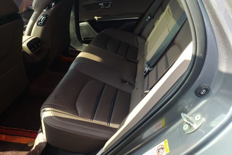 Used BYD Han 2020 DM Four-Wheel Drive Performance Edition Luxury Model Left Rear Seat