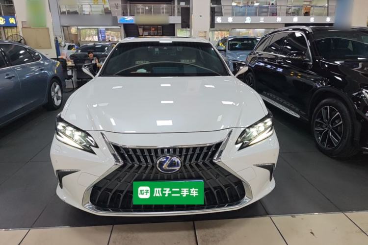 Used Lexus ES 2021 300h Deluxe Edition