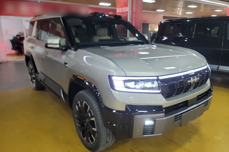 Used Formula Leopard Leopard 8 2025 Smart & Brave Flagship Edition 7 Seats