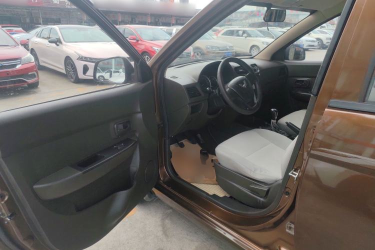 Used Wuling Hongguang 2015 1.2L S Base Model China V Standard
