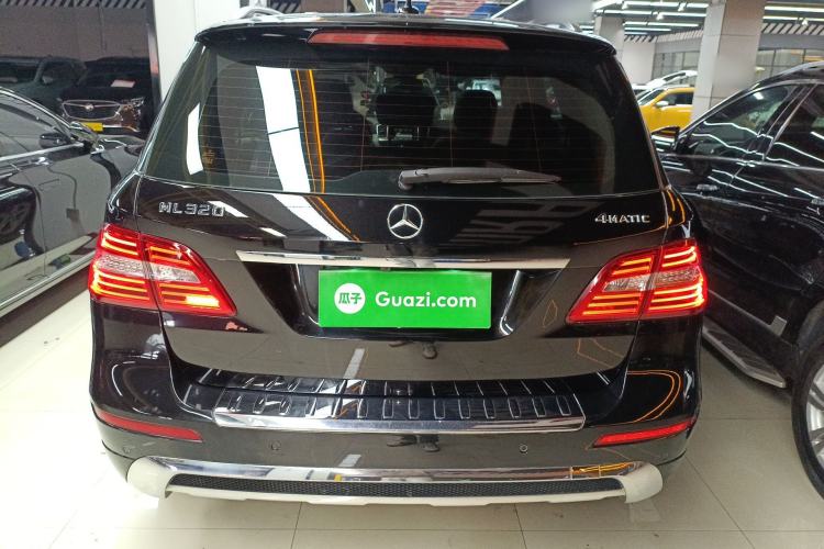 Used Mercedes-Benz M-Class 2014 ML 320 4MATIC

