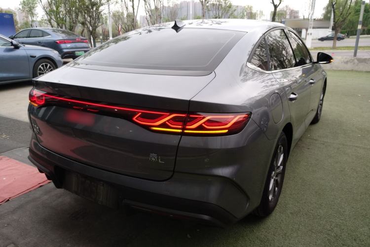 Used BYD Qin L 2024 DM-i 80KM Leading Model
