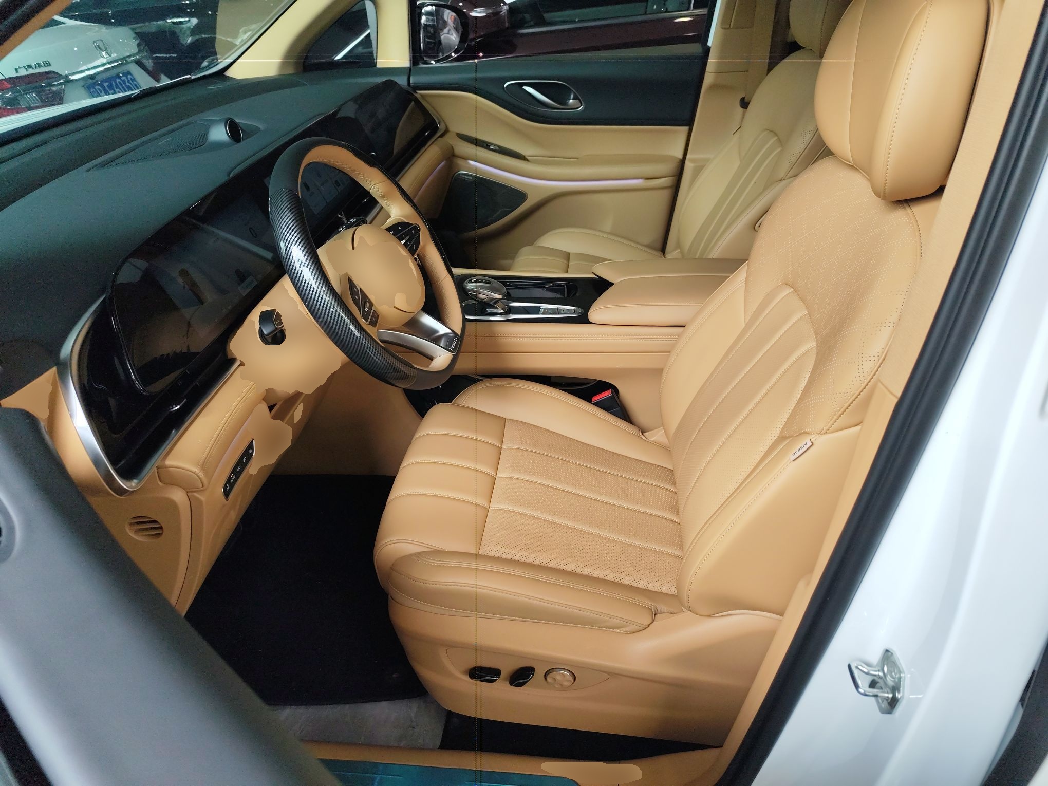 Переднее сиденье в автомобиле