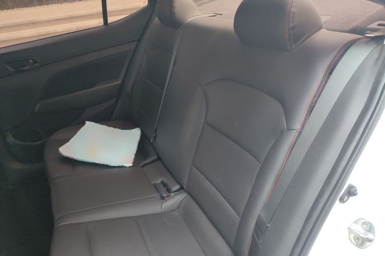 Used Hyundai Elantra (6th Generation / Lingdong) 2018 1.4T Dual-Clutch Xuan Dong · Dynamic Edition Left Rear Seat