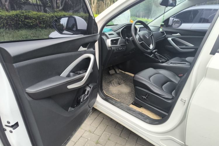 Used Baojun 530 2020 1.5T CVT Prestige Connected Version 7 Seats
