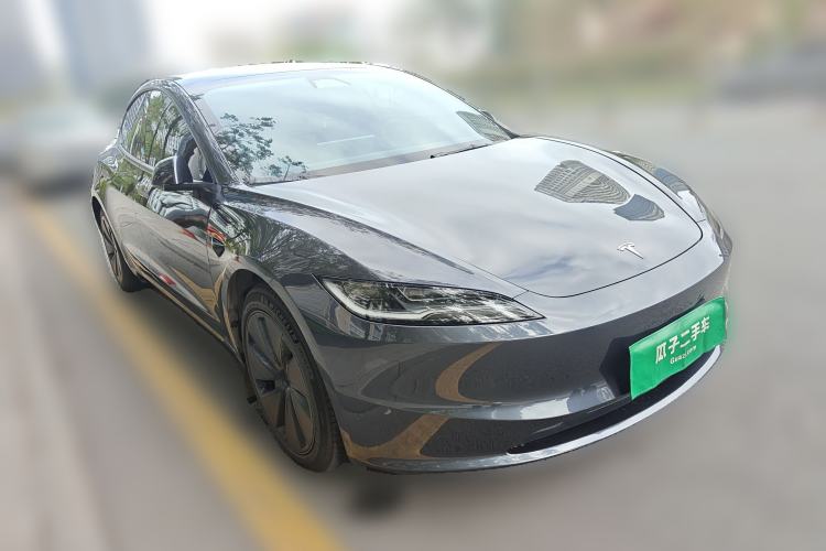 Used Tesla Model 3 2023 Long-Range All-Wheel-Drive Version