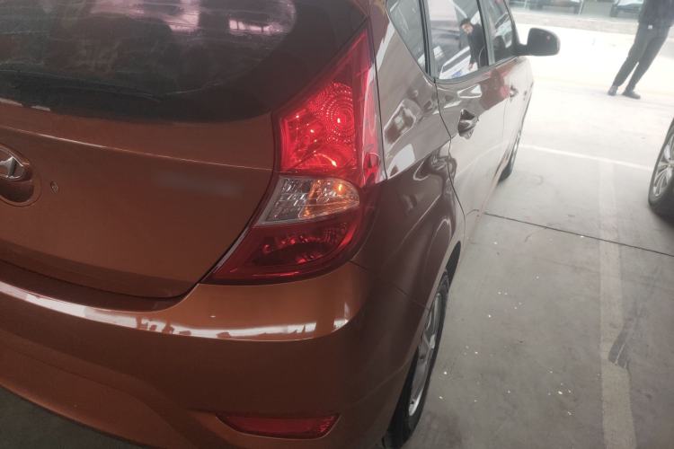 Used Hyundai Verna Ray 2014 1.4L Automatic GLX
