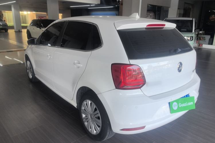 Used Volkswagen Polo 2016 1.6L Automatic Comfort Model