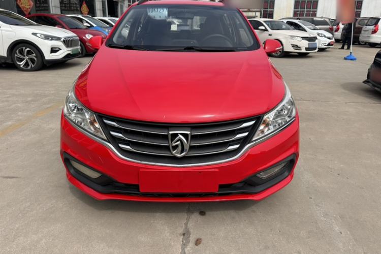 Used Baojun 310 2016 1.2L Manual Luxury Model Exterior 8