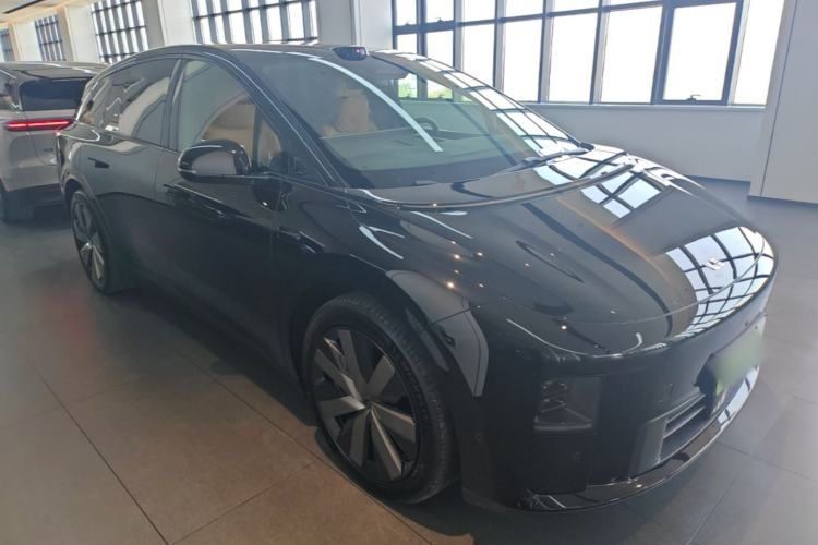 Used Li Auto i6 2025 Model Two-Wheel-Drive Standard Type Front Right 45 Deg