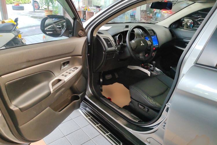Used Mitsubishi ASX 2018 2.0L CVT Two-Wheel Drive Deluxe Edition
