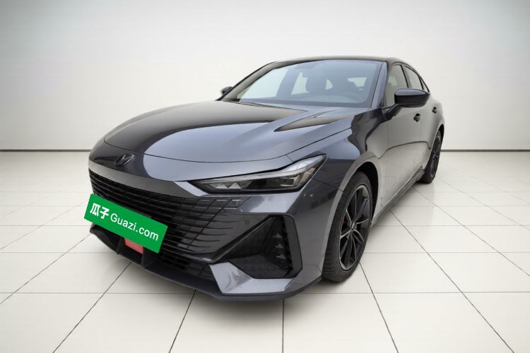 Used CHANGAN UNI-V 2022 1.5T Prestige Version
