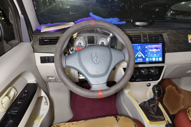 Used Jinbei New Hiace X30L 2019 1.5L Van Business Edition China VI SWC15M
