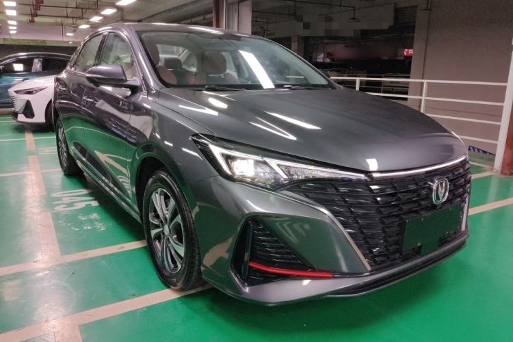 Used Changan Eado 2024 PLUS Blue Whale NE 1.4T GDI DCT High-Energy Edition
