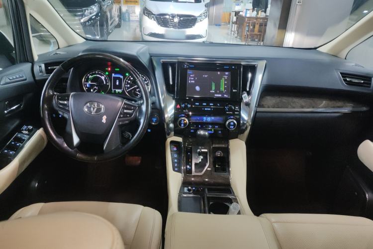 Used Toyota Alphard 2019 Dual-Engine 2.5L Prestige Edition
