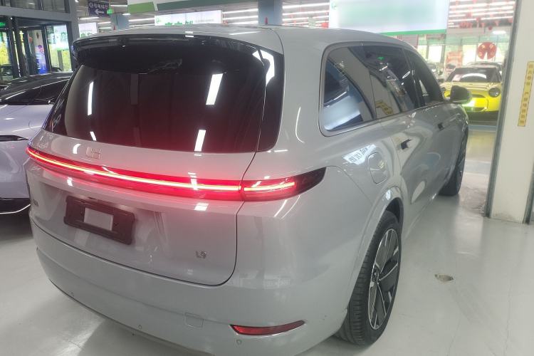 Used Li Auto L9 2025 Ultra Smart Refreshed Edition Rear Right 45 Deg