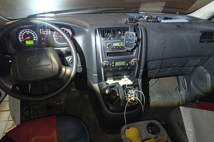 Used Jinbei Grace 2016 2.0L Express Utility Model Center Console