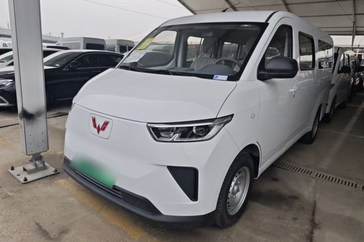 Used Wuling Yangguang 2025 Model 400km Bus Edition—Comfort Edition