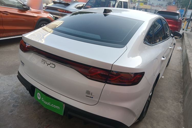 Used BYD Qin L 2025 DM-i Smart Drive 80KM Leading Model