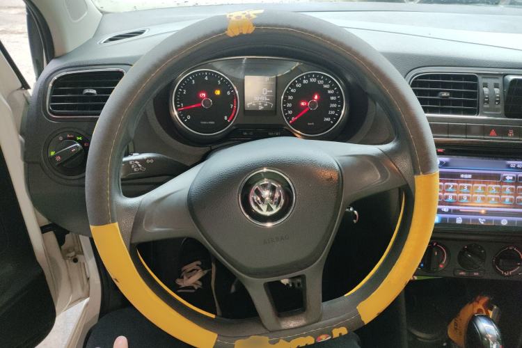 Used Volkswagen Polo 2014 1.6L Automatic Comfort Edition