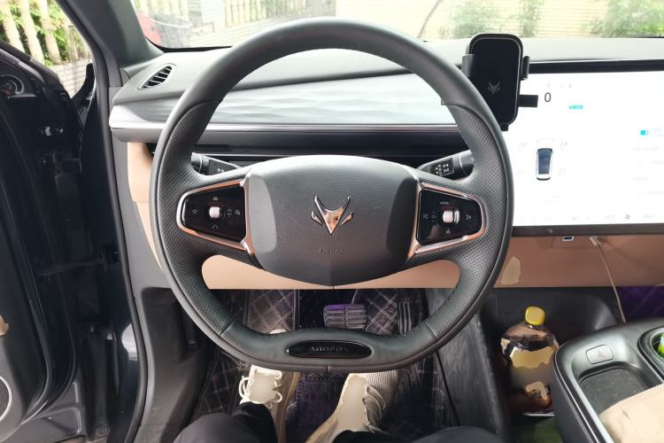 Used ARCFOX Alpha T5 2025 520 MAX Steering Wheel