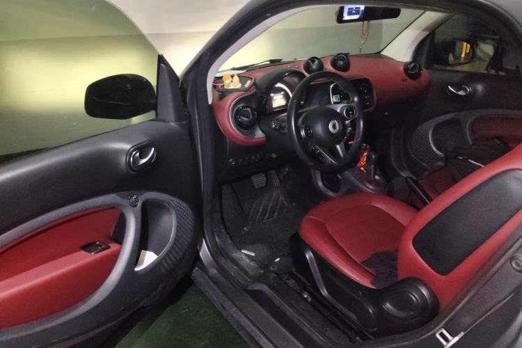 Used smart fortwo 2015 1.0L 52 kW Hardtop Passion Edition
