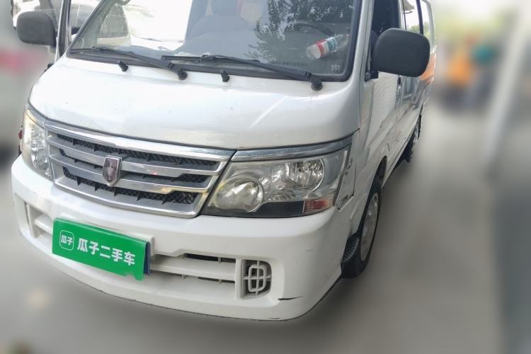 Used Jinbei Hiace Golden Cup Lion Manual 2.0 4-Seat Light Closed Cargo Van
