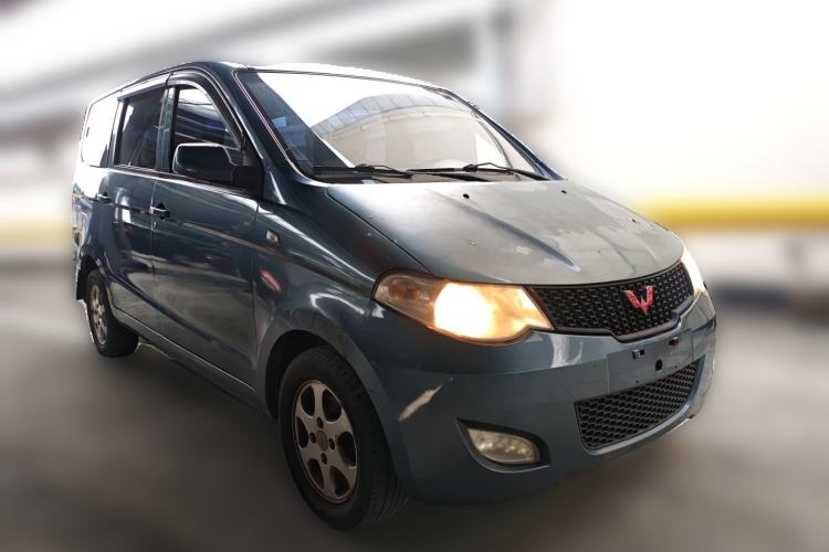 Used Wuling Hongguang 2010 1.2L Standard Version China IV Front Right 45 Deg