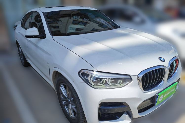 Used BMW X4 2020 xDrive25i M Sport Package Front Right 45 Deg