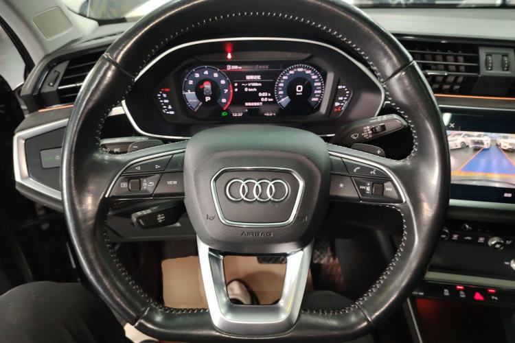 Used Audi Q3 2019 35 TFSI Fashion Dynamic Model
