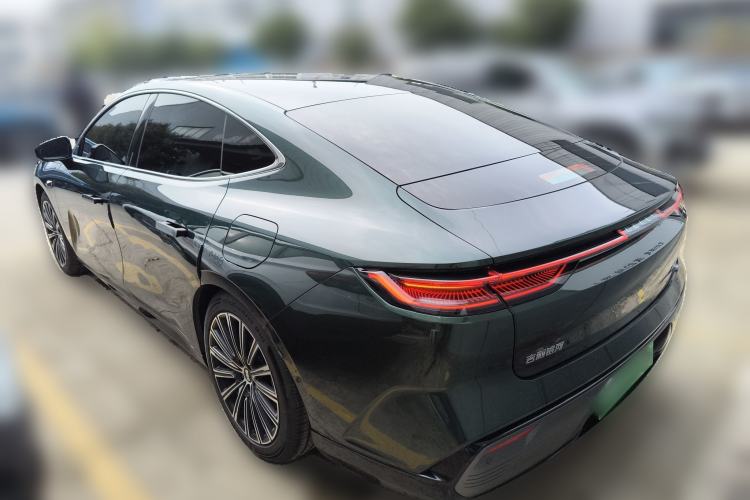 Used Geely Galaxy Galaxy 8 2025 130km EM-i Flagship Edition
