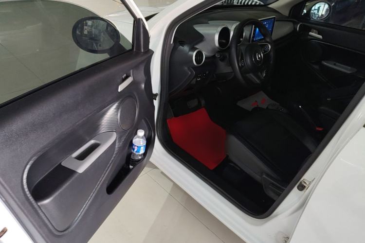 Used ORA Black Cat 2021 351 km Standard Version
