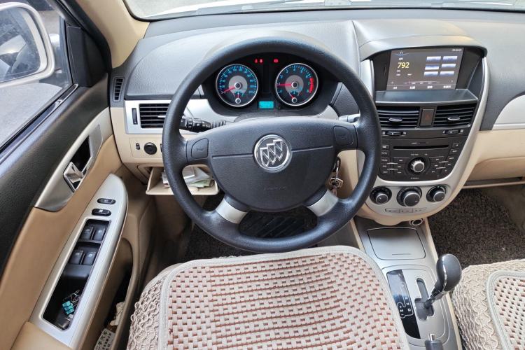 Used Buick Excelle 2013 1.5L Automatic Classic Model
