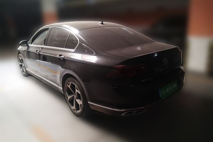 Used Volkswagen Magotan 2023 2 Million Units Commemorative Edition 330TSI DSG Luxury Version
