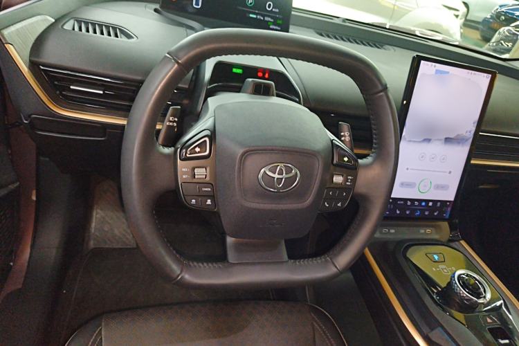 Used Toyota bZ3 2023 616 km Long-Range PRO
