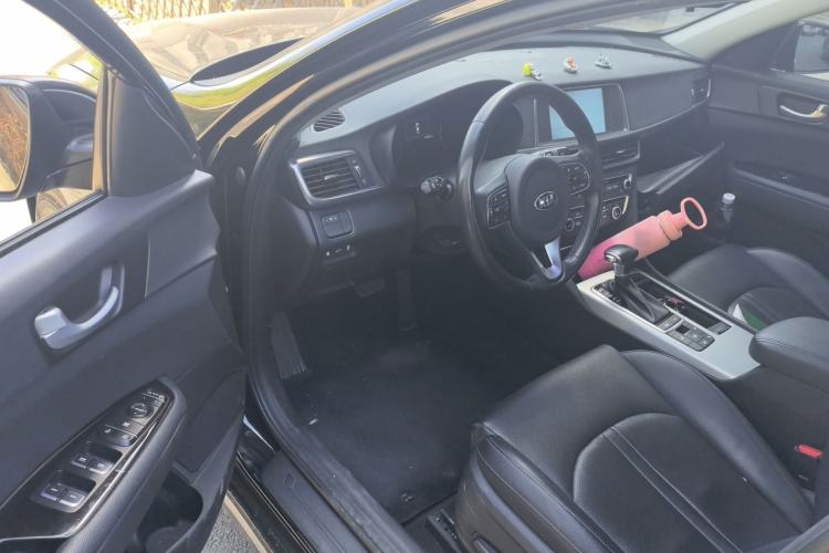 Used Kia K5 New Energy 2018 2.0L ZhiZun Edition
