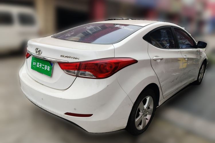 Used Hyundai Elantra (5th Generation / Langdong) 2012 1.6L Automatic Fashion Edition Rear Right 45 Deg