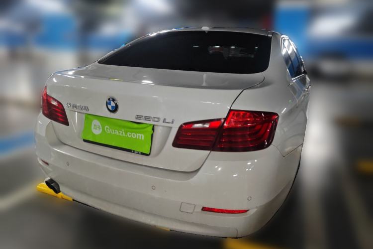 Used BMW 5 Series 2014 520Li Elegant Model

