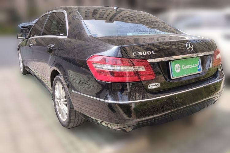 Used Mercedes-Benz E-Class 2011 E 300 L Elegant Model