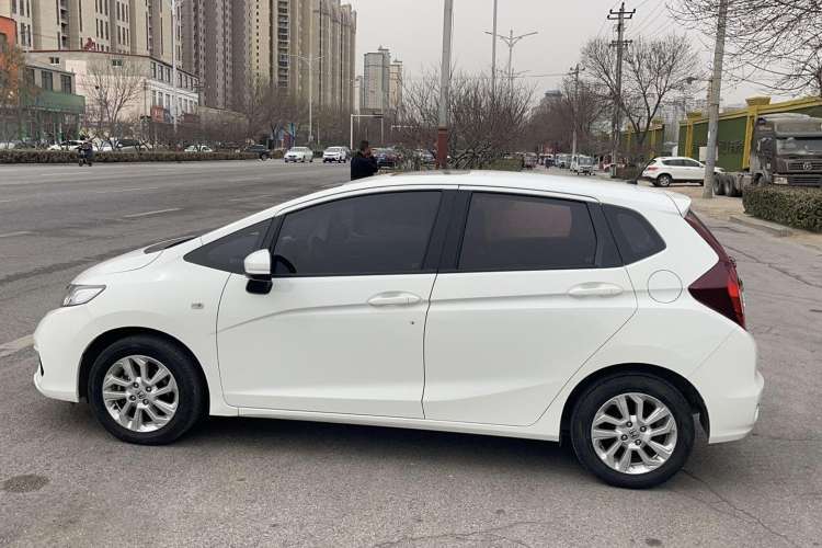 Used Honda Fit 2018 1.5L CVT Comfort Sunroof Version