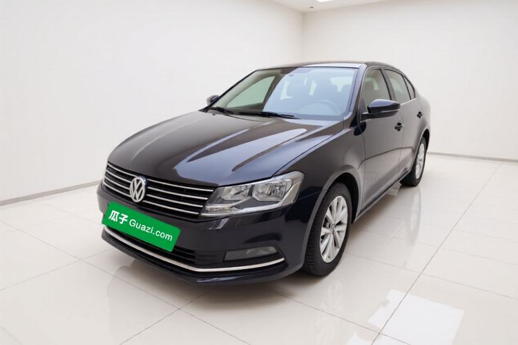 Used Volkswagen Lavida 2015 1.6L Manual Comfort Edition