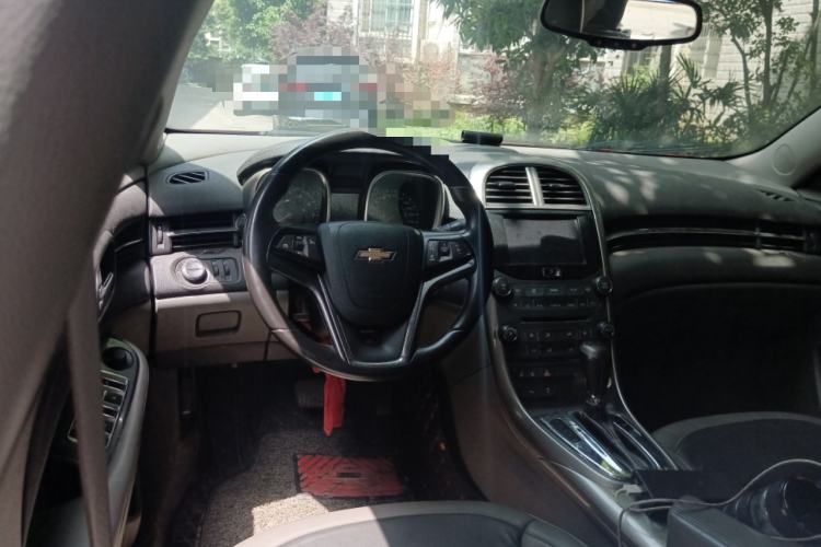 Used Chevrolet Malibu 2013 2.0L Automatic Luxury Edition Steering Wheel