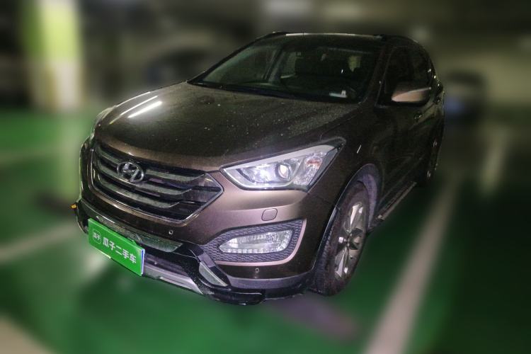 Used Hyundai Santa Fe 2013 Revised Version 2.0T Automatic All-Wheel Drive Top-Tier Trim