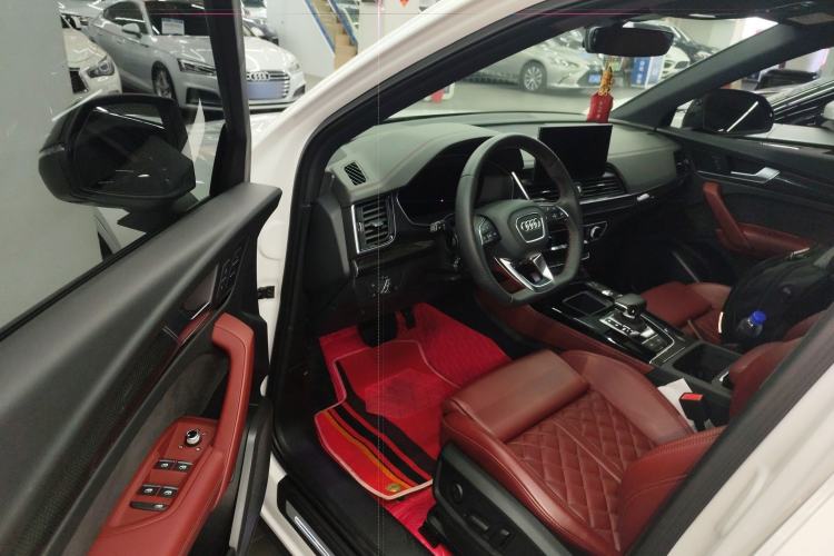 Used Audi Q5L Sportback 2022 40 TFSI Fashion Model
