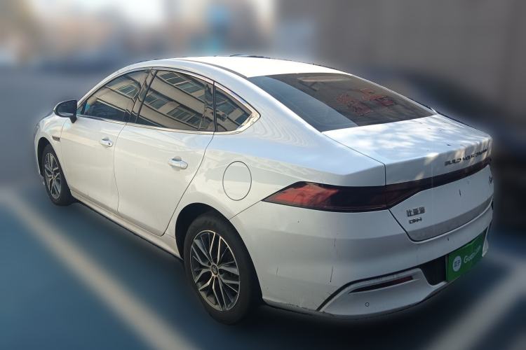 Used BYD Qin PLUS 2023 Champion Edition DM-i 120KM Leading Model
