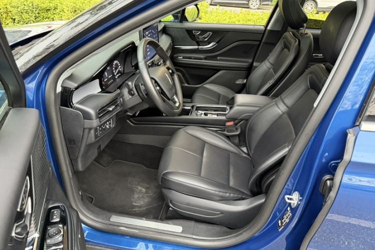 Used Lincoln Corsair 2020 2.0T Two-Wheel Drive Luxury Edition Left Front Seat