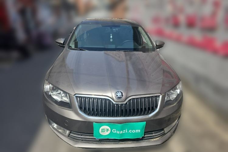 Used Skoda Octavia 2015 1.6L Automatic Yijun Edition
